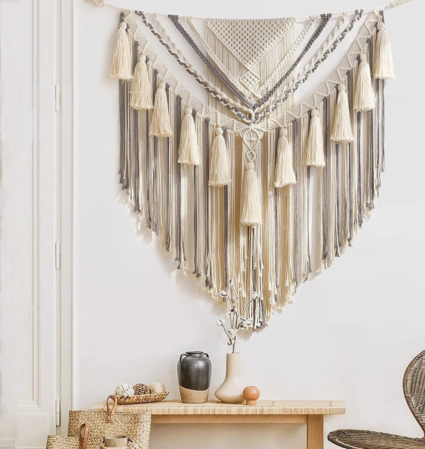 Handwoven Boho Cotton Wall Tapestry – Elegant Lace Decor