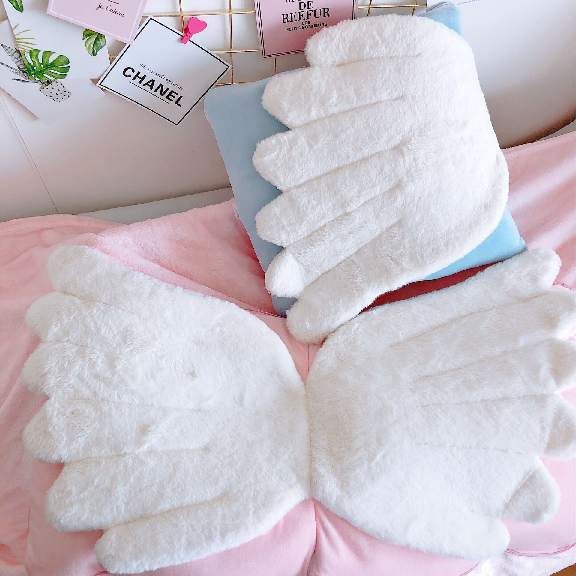 Cartoon Plush Napping Pillow Blanket – 2-in-1 Cozy Throw & Cuddle Cushion