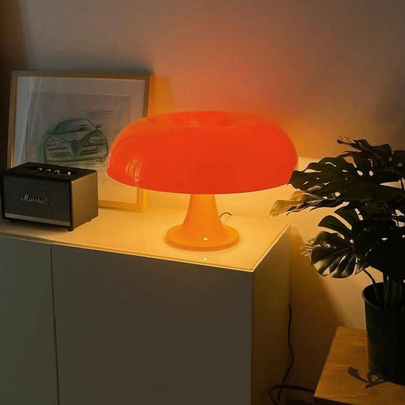 Mushroom Decorative Table Lamp – USB Powered with Stepless 3-Color Dimming for Bedroom & Living Room
