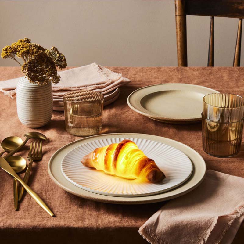 Cute Croissant LED Night Light – Fun & Cozy Bread Glow