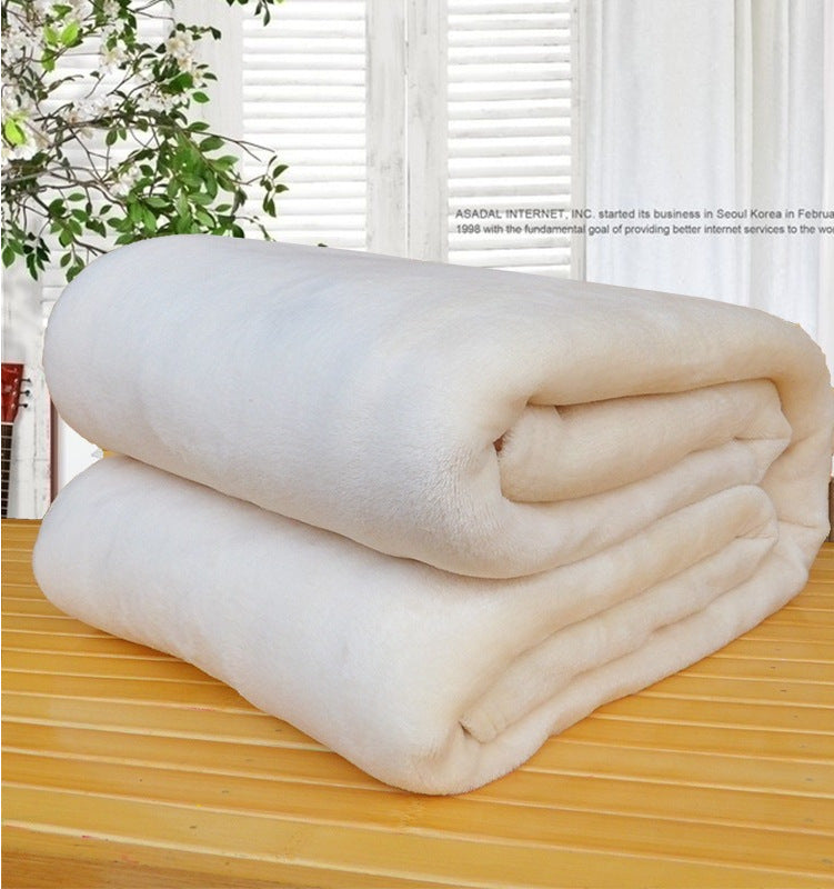 Ultra-Soft Flannel Coral Blanket – Cozy Lightweight Throw for Bed or Sofa